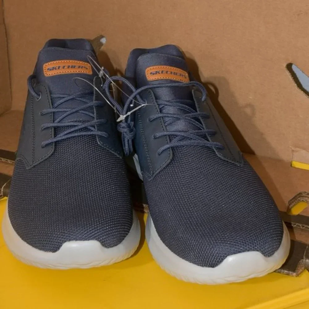 Skechers men delson